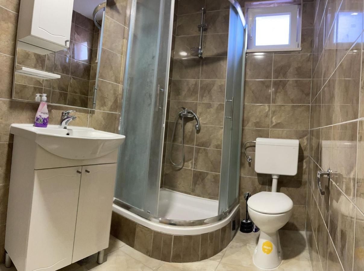 Apartmani Zuti Neum Eksteriør billede