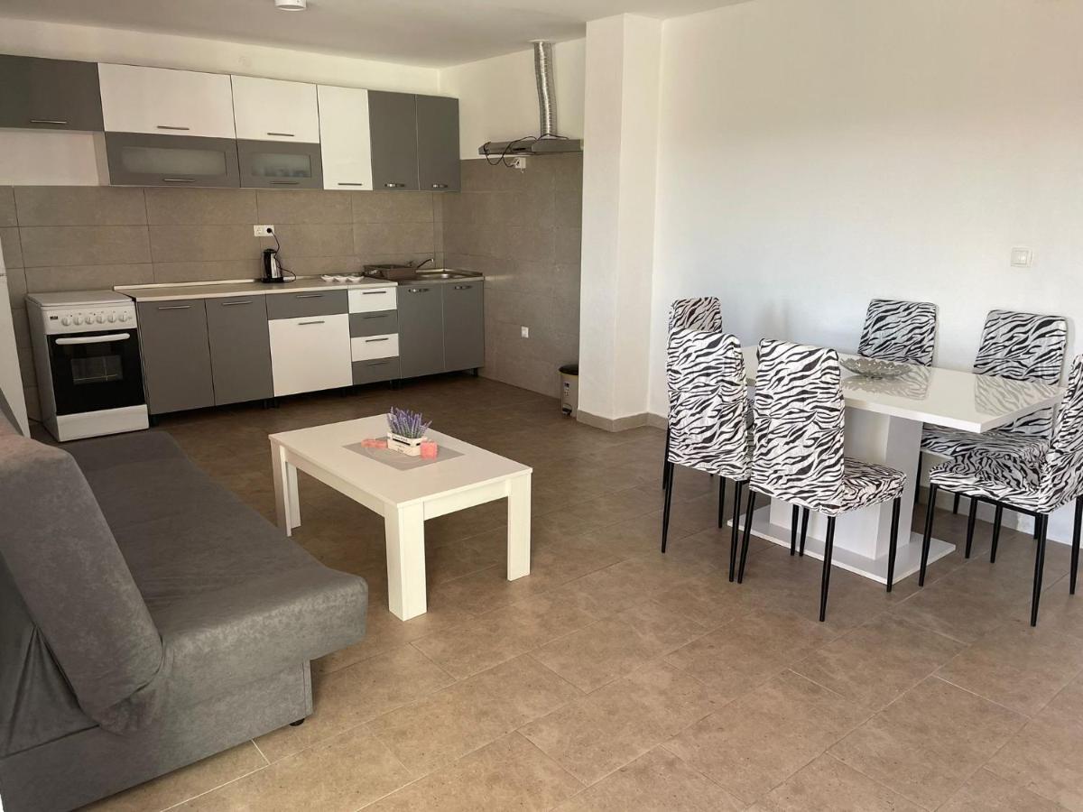 Apartmani Zuti Neum Eksteriør billede