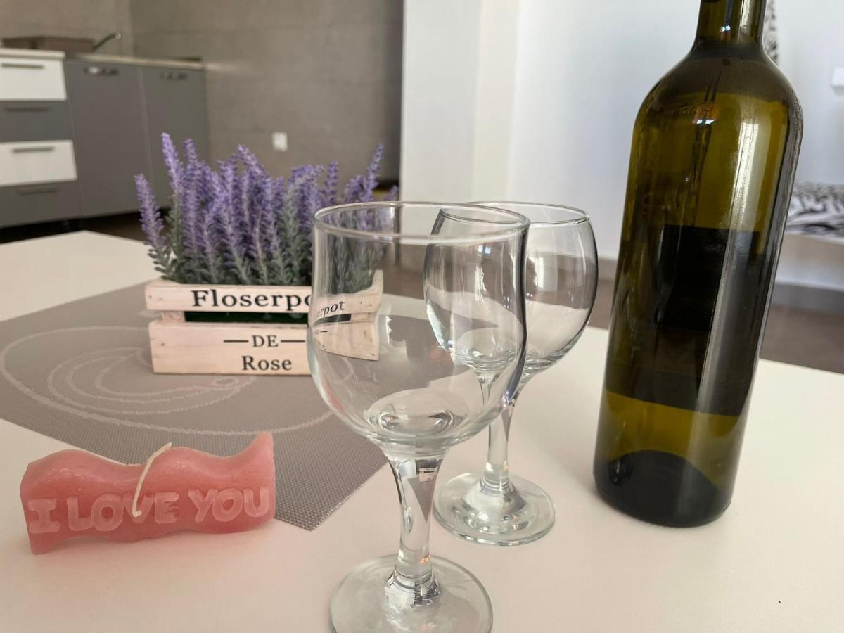 Apartmani Zuti Neum Eksteriør billede